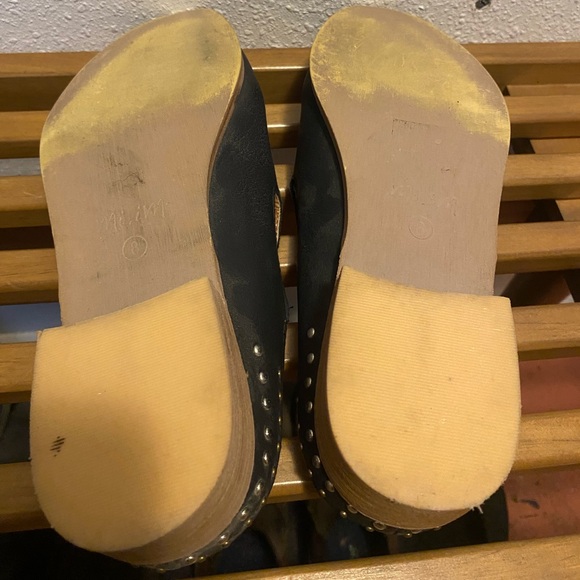 Mi.iM Black Leather Slide Mule with Studs and Tassles - Picture 6 of 6